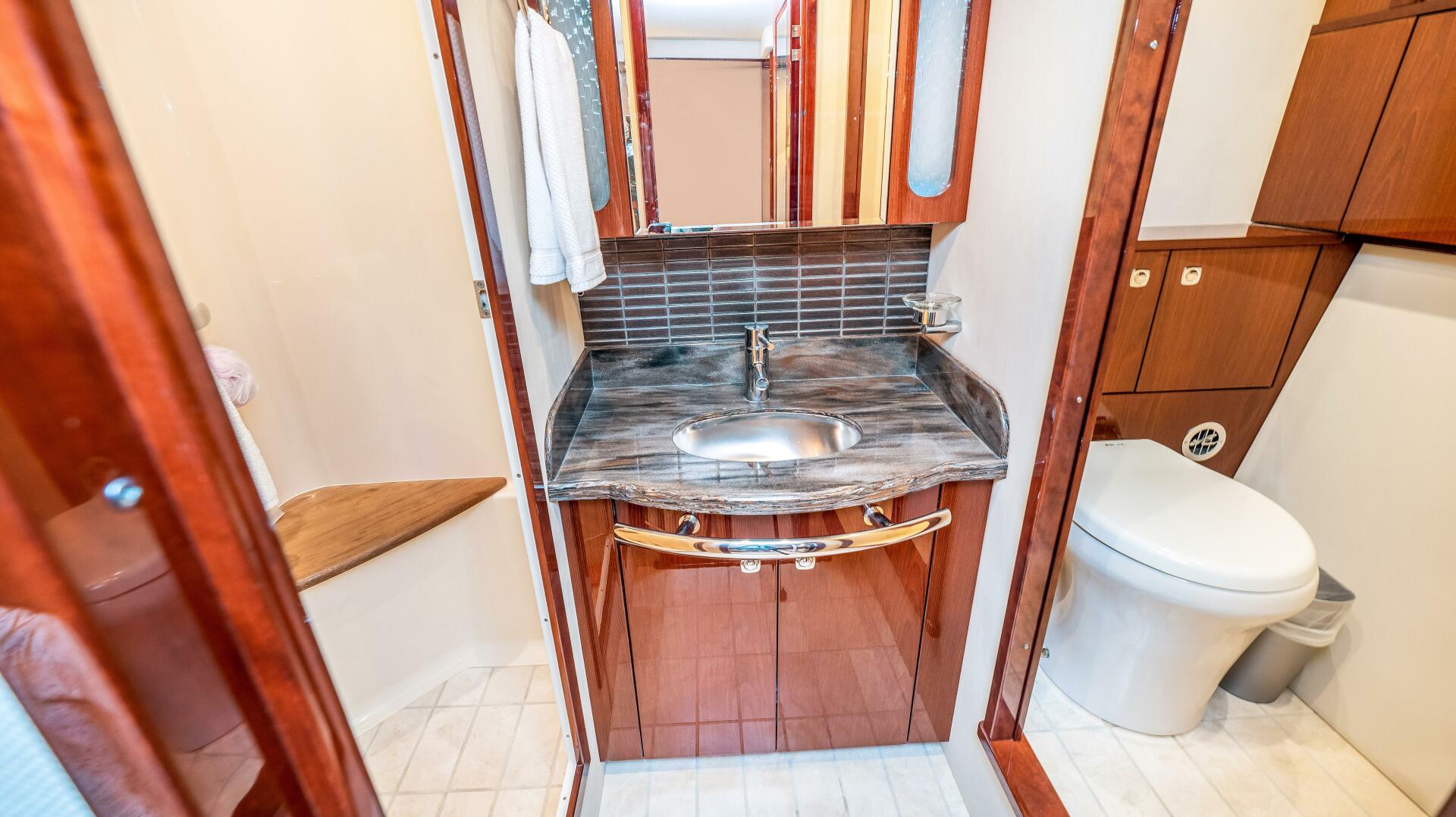 Slide: The Image of Sea Ray 610 SUNDANCER 2013 - 3818582