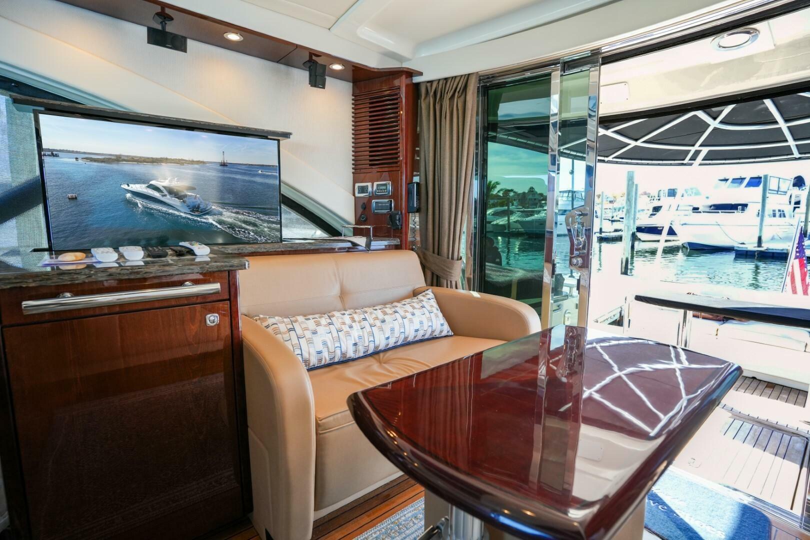 Slide: The Image of Sea Ray 610 Sundancer 2013 - 4769837