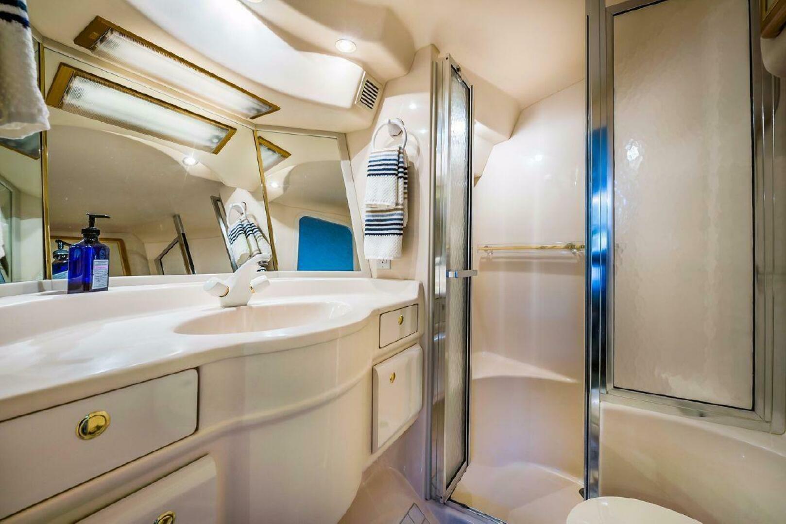 Slide: The Image of Sea Ray 630 Sun Sport 1996 - 5078429