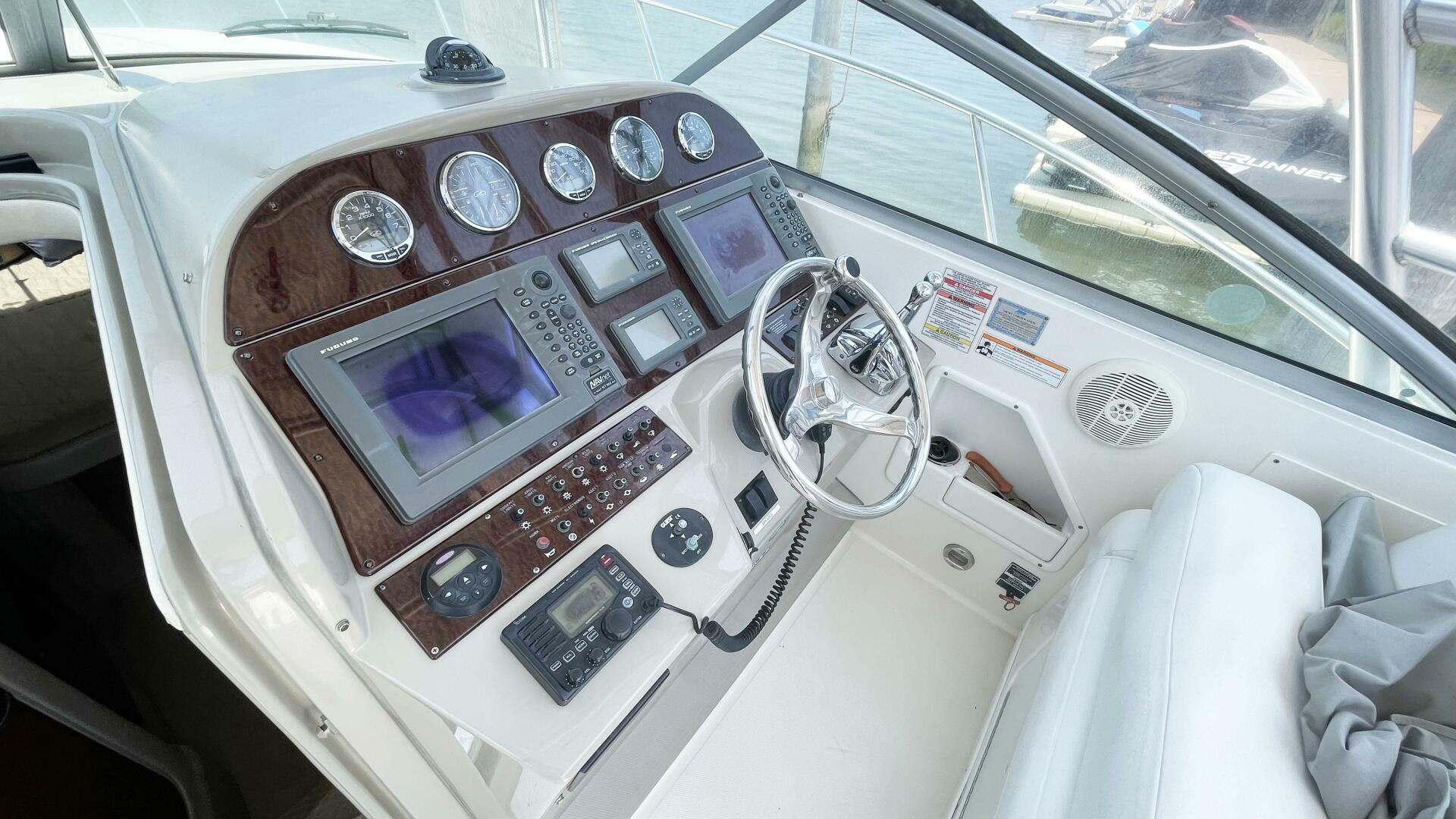 Slide: The Image of Sea Ray AMBERJACK 290 2008 - 4542986