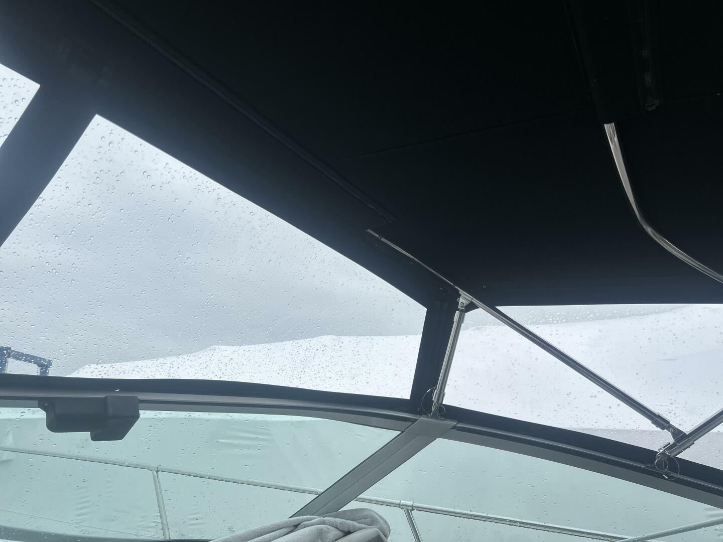 Slide: The Image of Sea Ray Express Cruiser 1994 - 5165782