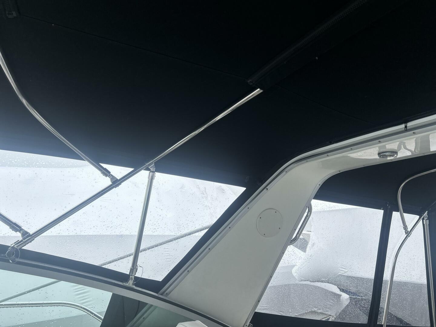 Slide: The Image of Sea Ray Express Cruiser 1994 - 5165783