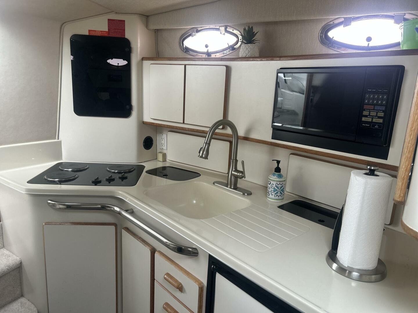 Slide: The Image of Sea Ray Express Cruiser 1994 - 5165787