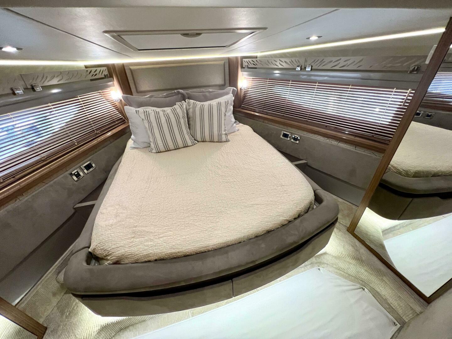 Slide: The Image of Sea Ray L550 Fly 2018 - 4428485