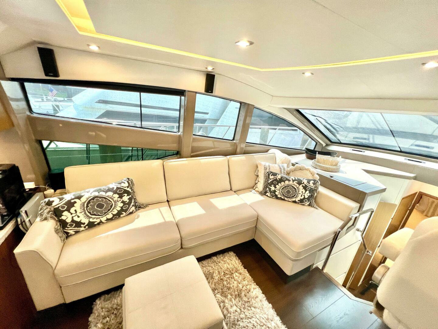 Slide: The Image of Sea Ray L550 Fly 2018 - 4428491