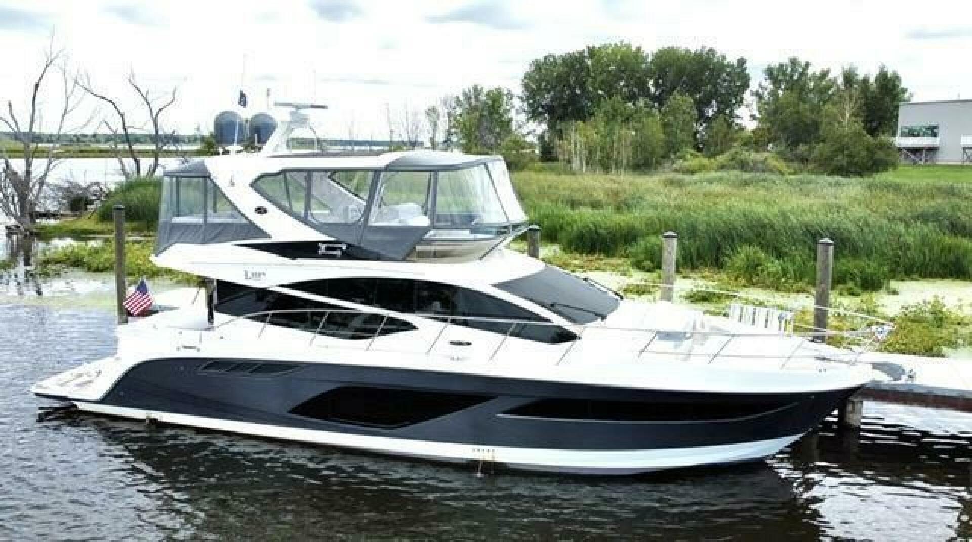 Slide: The Image of Sea Ray L550 Fly 2018 - 4428497