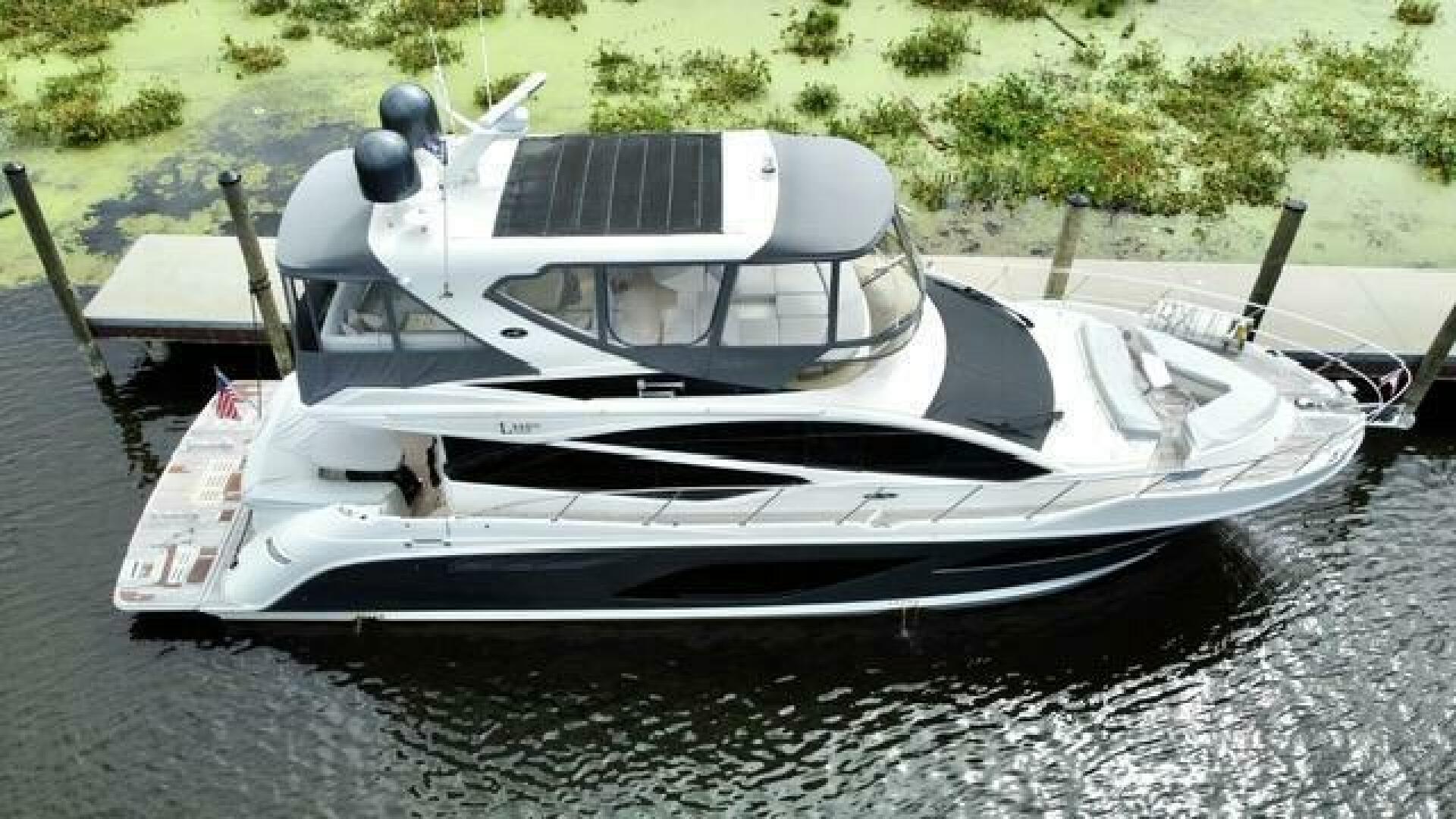 Slide: The Image of Sea Ray L550 Fly 2018 - 4428499