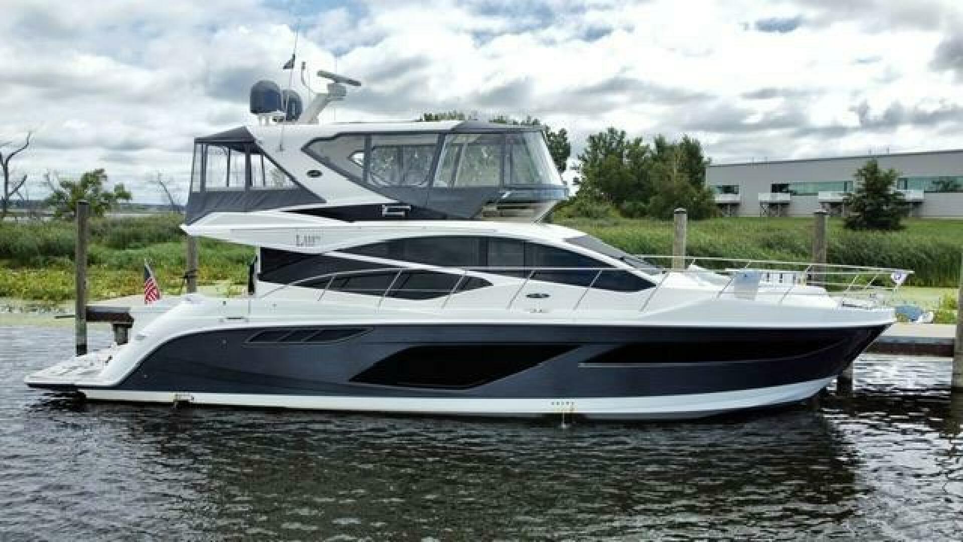 Slide: The Image of Sea Ray L550 Fly 2018 - 4428503