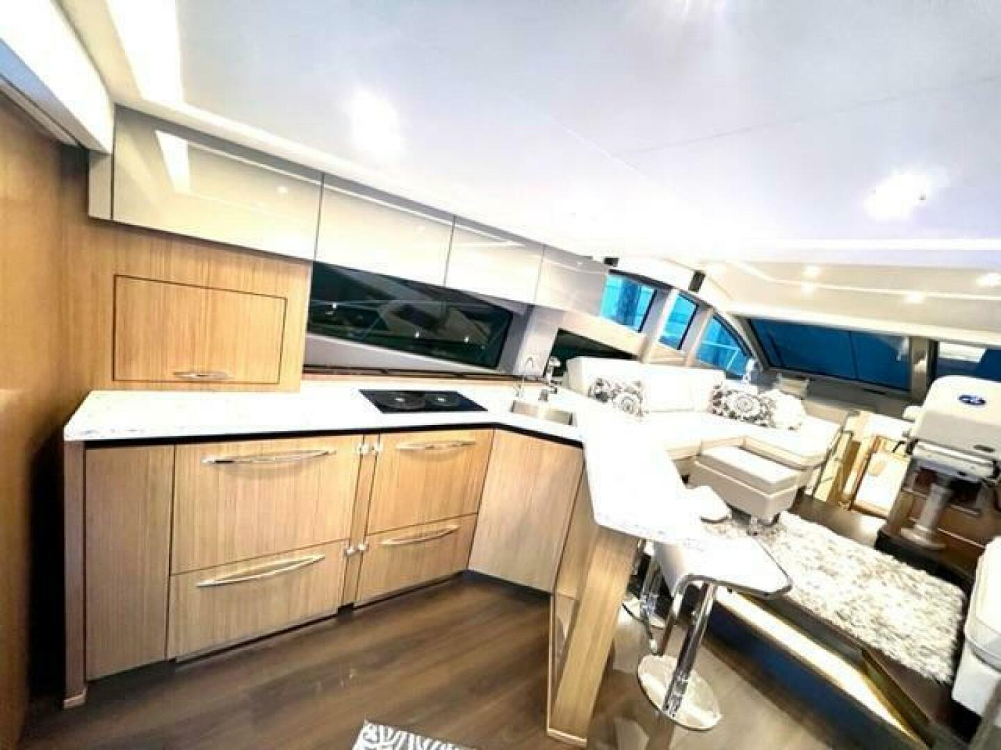 Slide: The Image of Sea Ray L550 Fly 2018 - 4428509