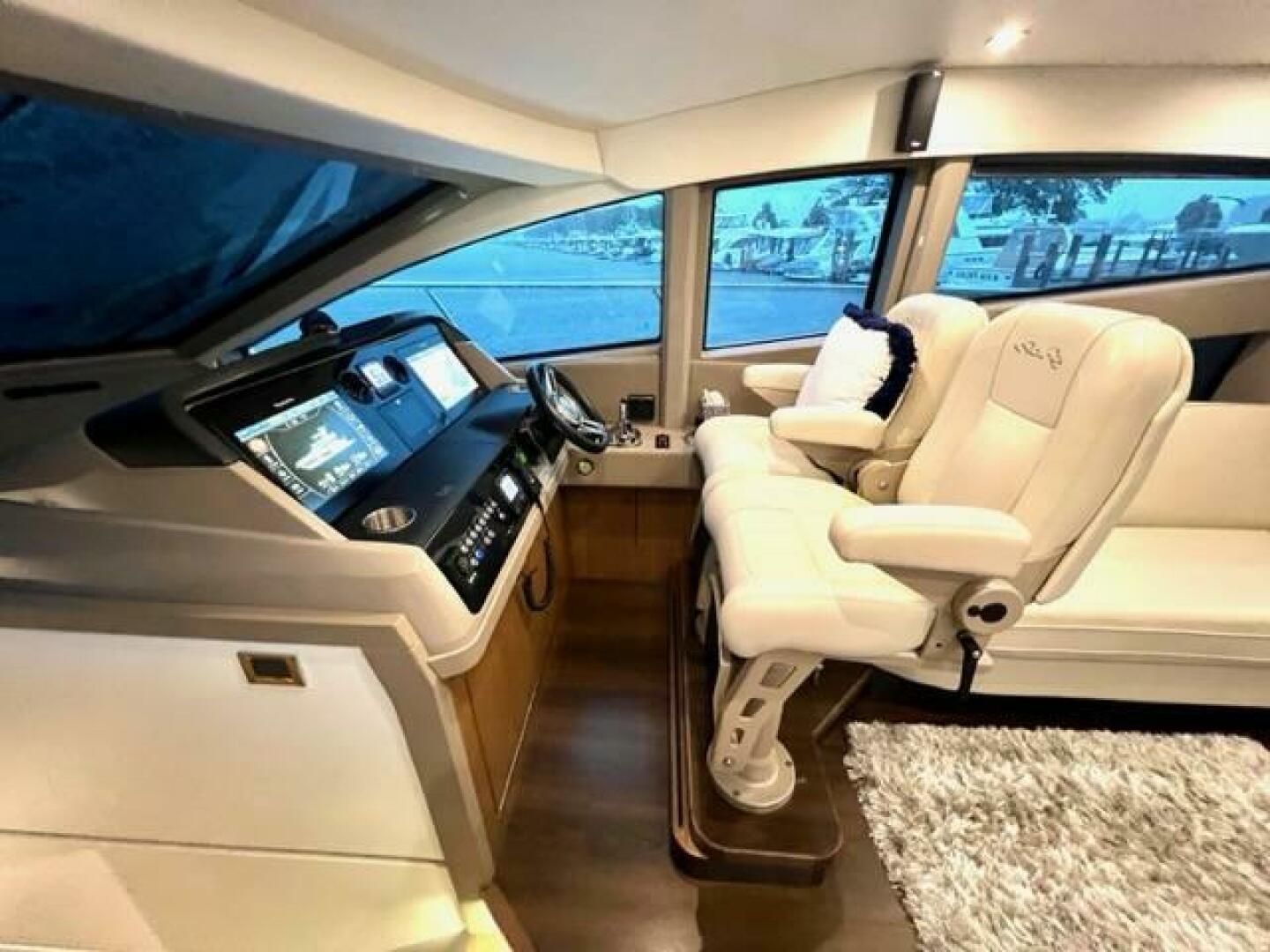 Slide: The Image of Sea Ray L550 Fly 2018 - 4428511