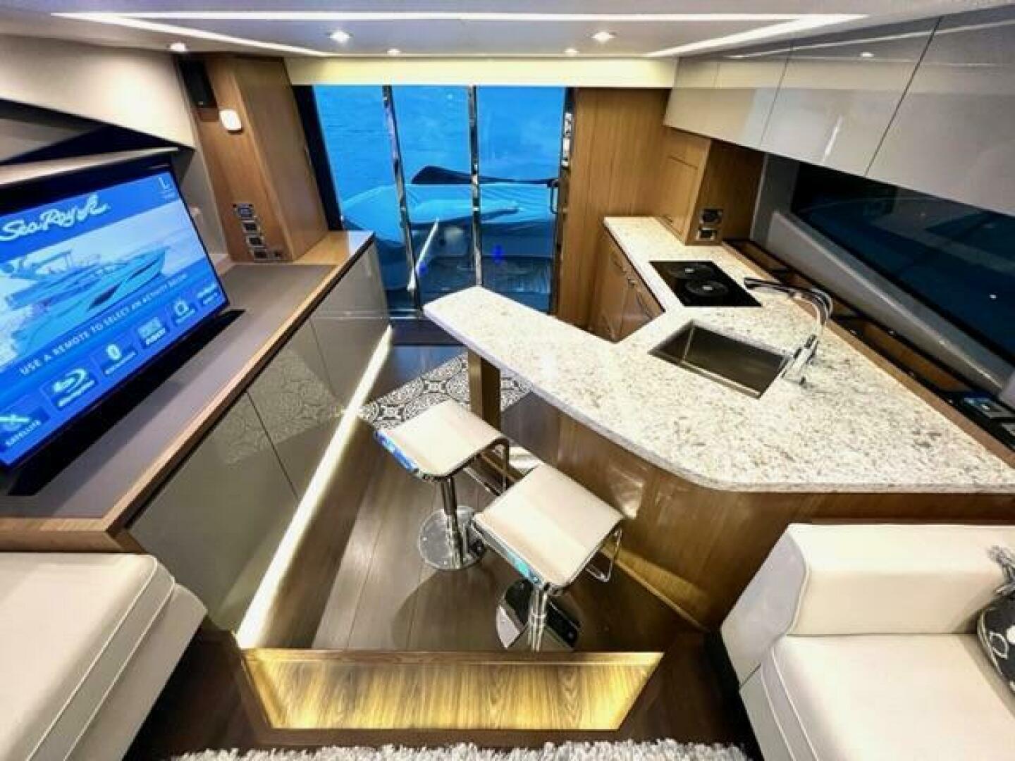 Slide: The Image of Sea Ray L550 Fly 2018 - 4428518