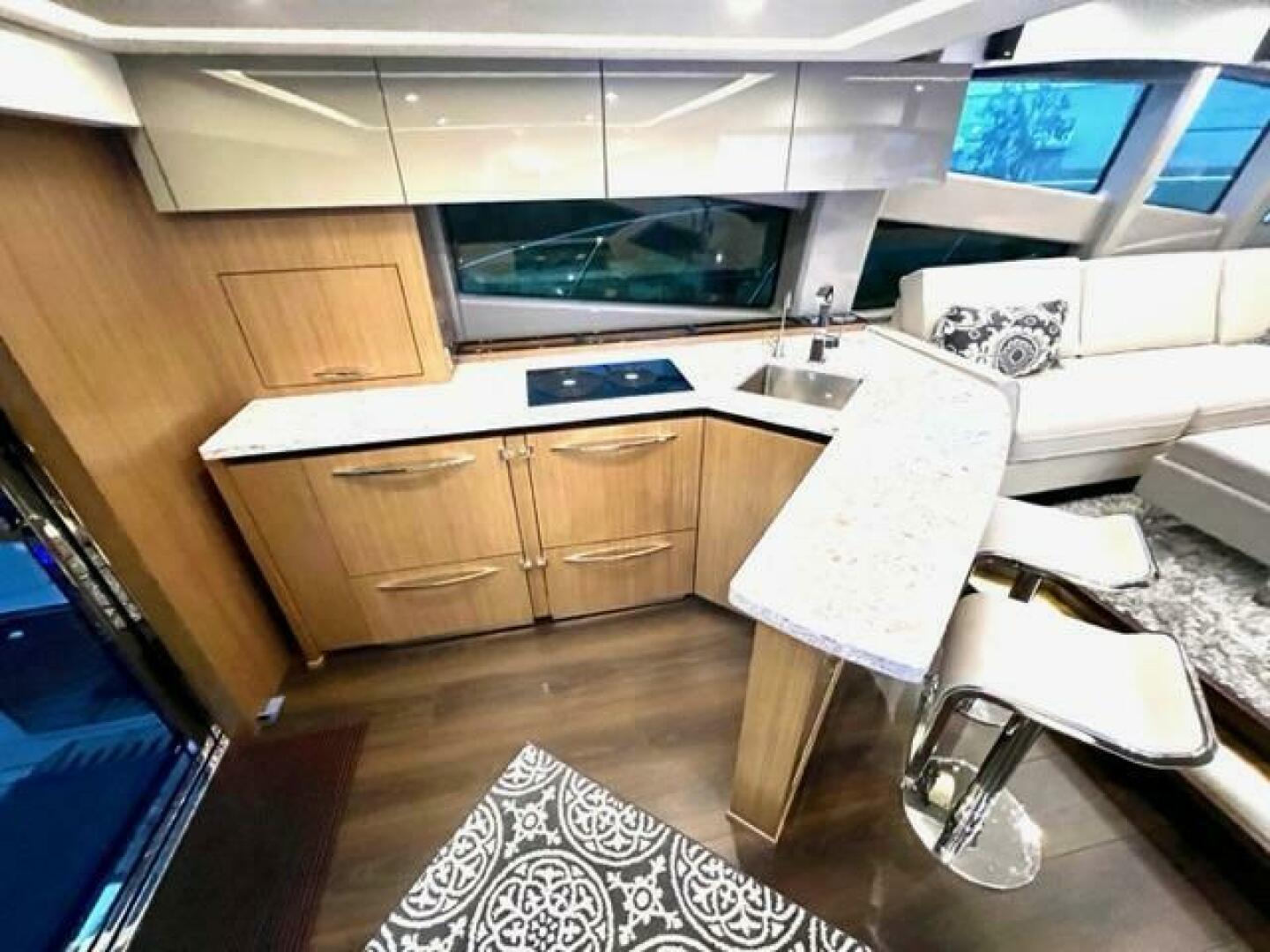 Slide: The Image of Sea Ray L550 Fly 2018 - 4428519