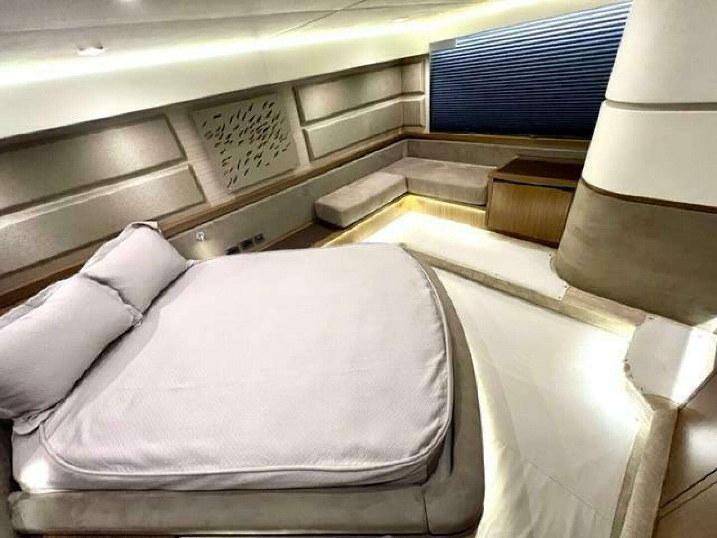 Slide: The Image of Sea Ray L550 Fly 2018 - 4428530