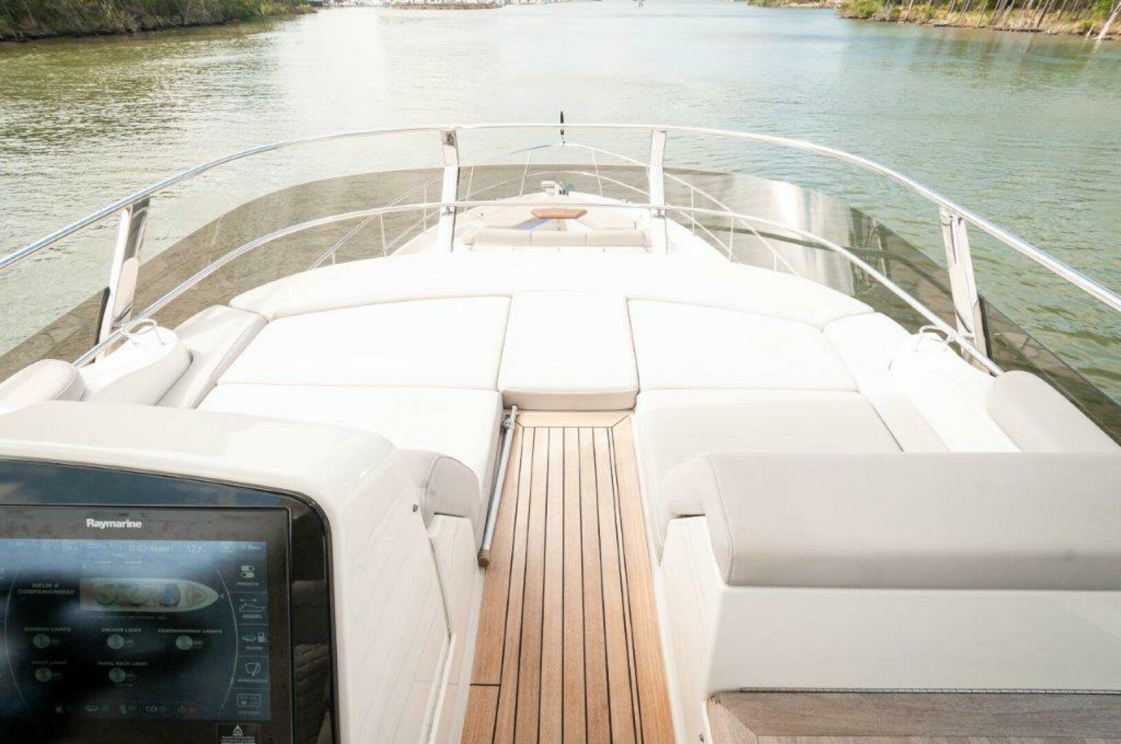 Slide: The Image of 2018 Sea Ray L550 Flybridge-Flybridge 2 - 5182286