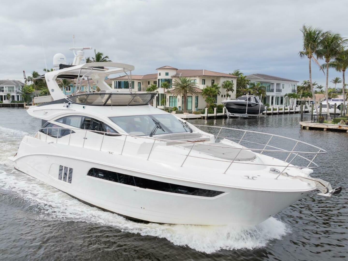 Slide: The Image of Sea Ray L590 Fly 2017 - 5001158