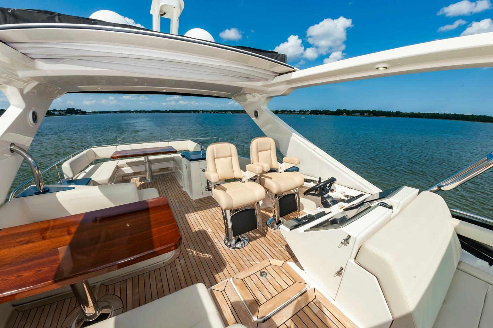 Slide: The Image of Sea Ray L650 Fly 2015 - 4313365