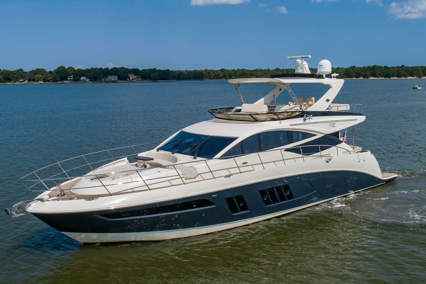 Slide: The Image of Sea Ray L650 Fly 2015 - 4313353