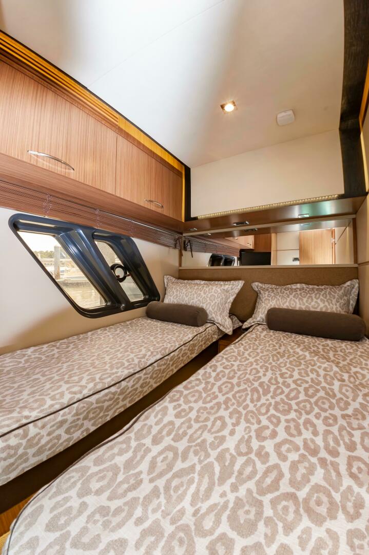 Slide: The Image of Sea Ray L650 Fly 2015 - 4313413