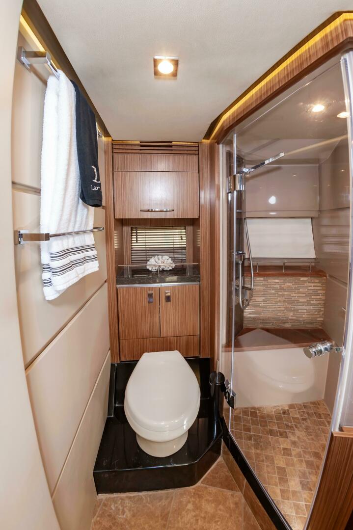 Slide: The Image of Sea Ray L650 Fly 2015 - 4313417