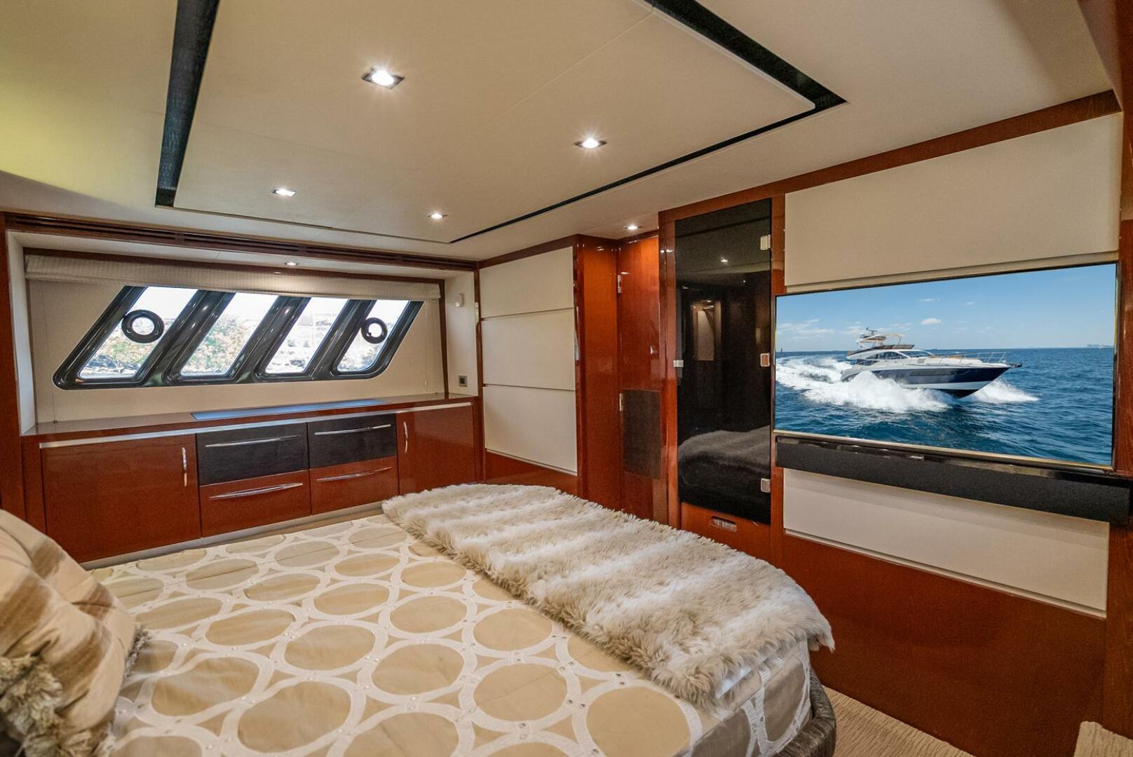 Slide: The Image of Sea Ray L650 Fly 2016 - 5270045