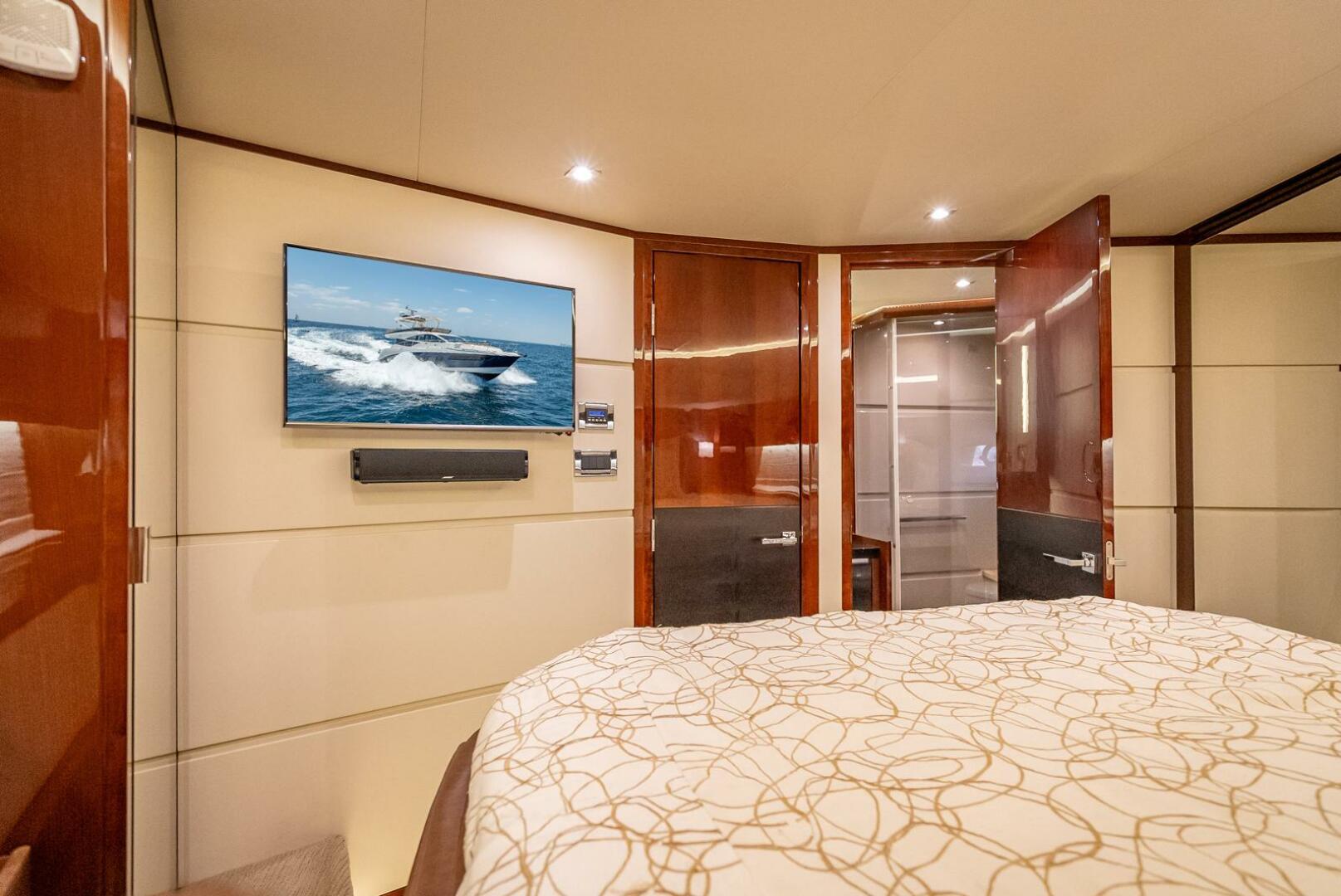 Slide: The Image of Sea Ray L650 Fly 2016 - 5270050