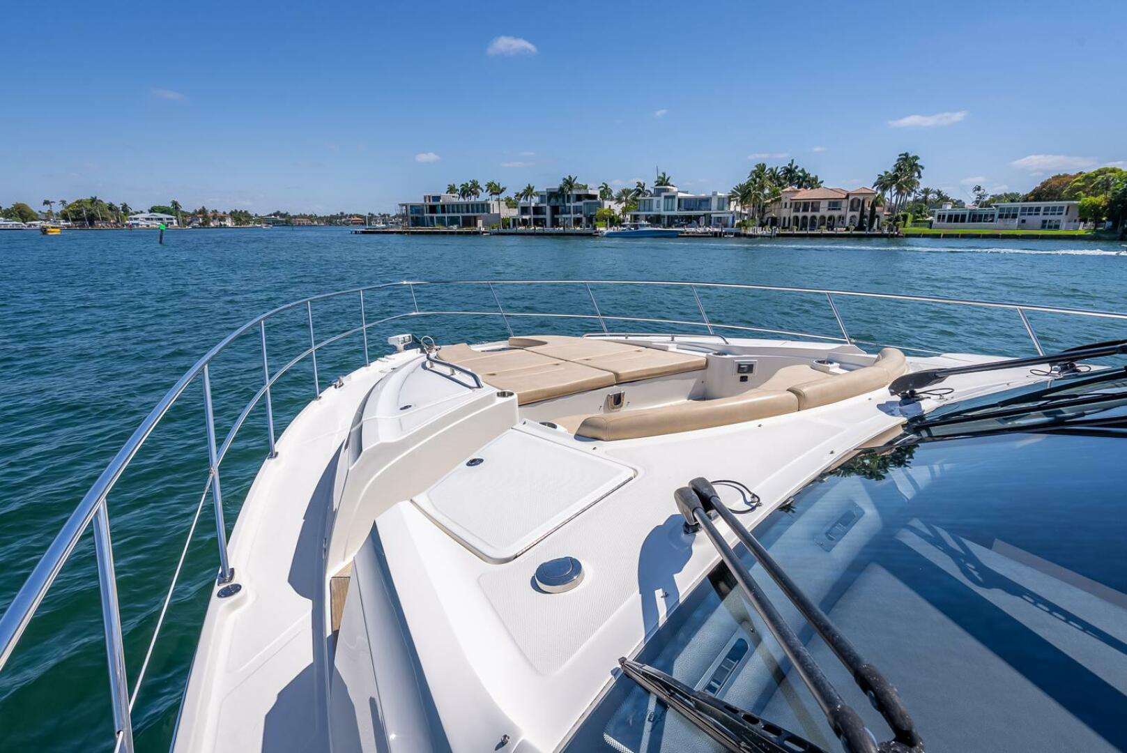 Slide: The Image of Sea Ray L650 Fly 2016 - 5270076