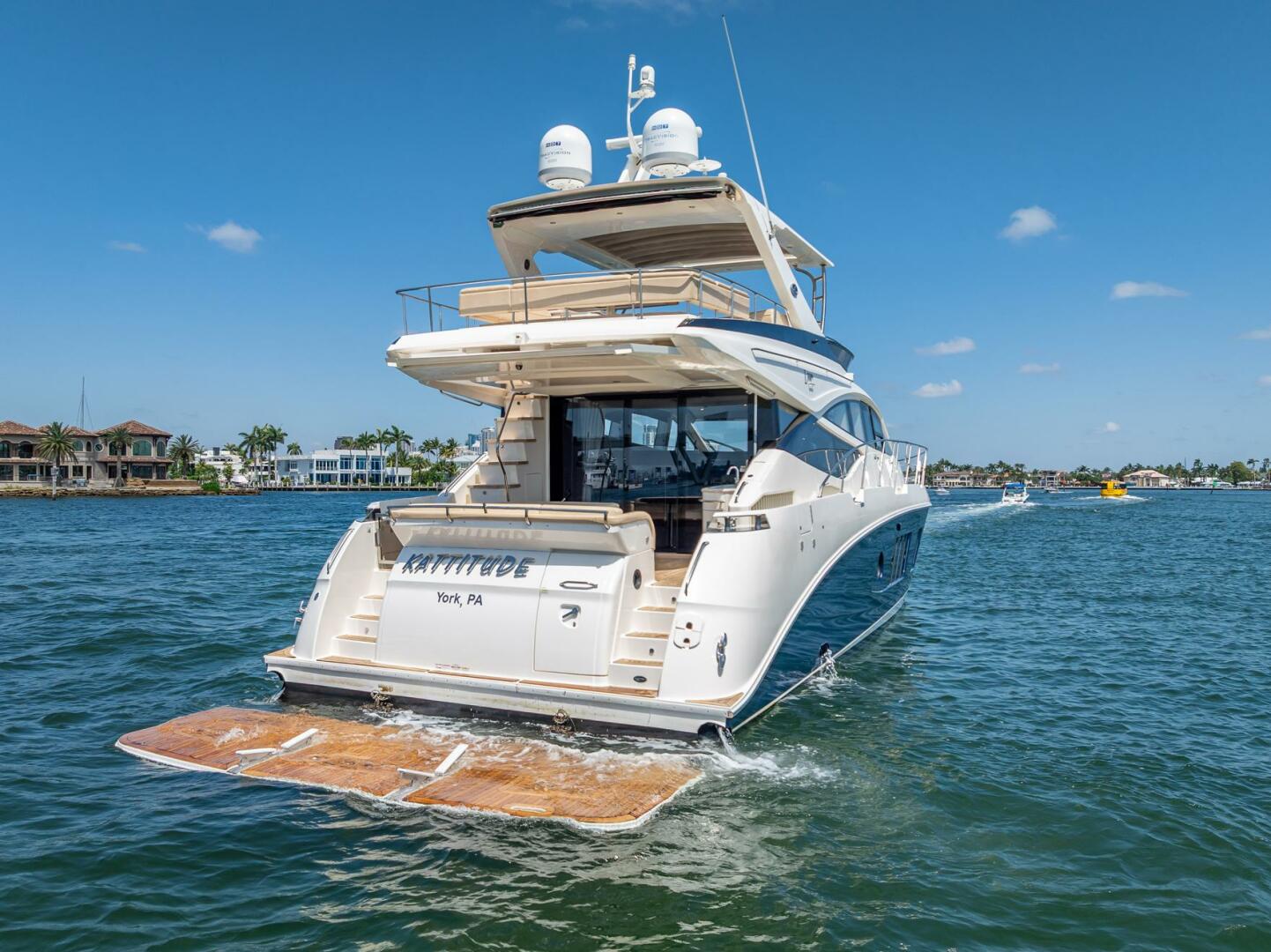 Slide: The Image of Sea Ray L650 Fly 2016 - 5270083