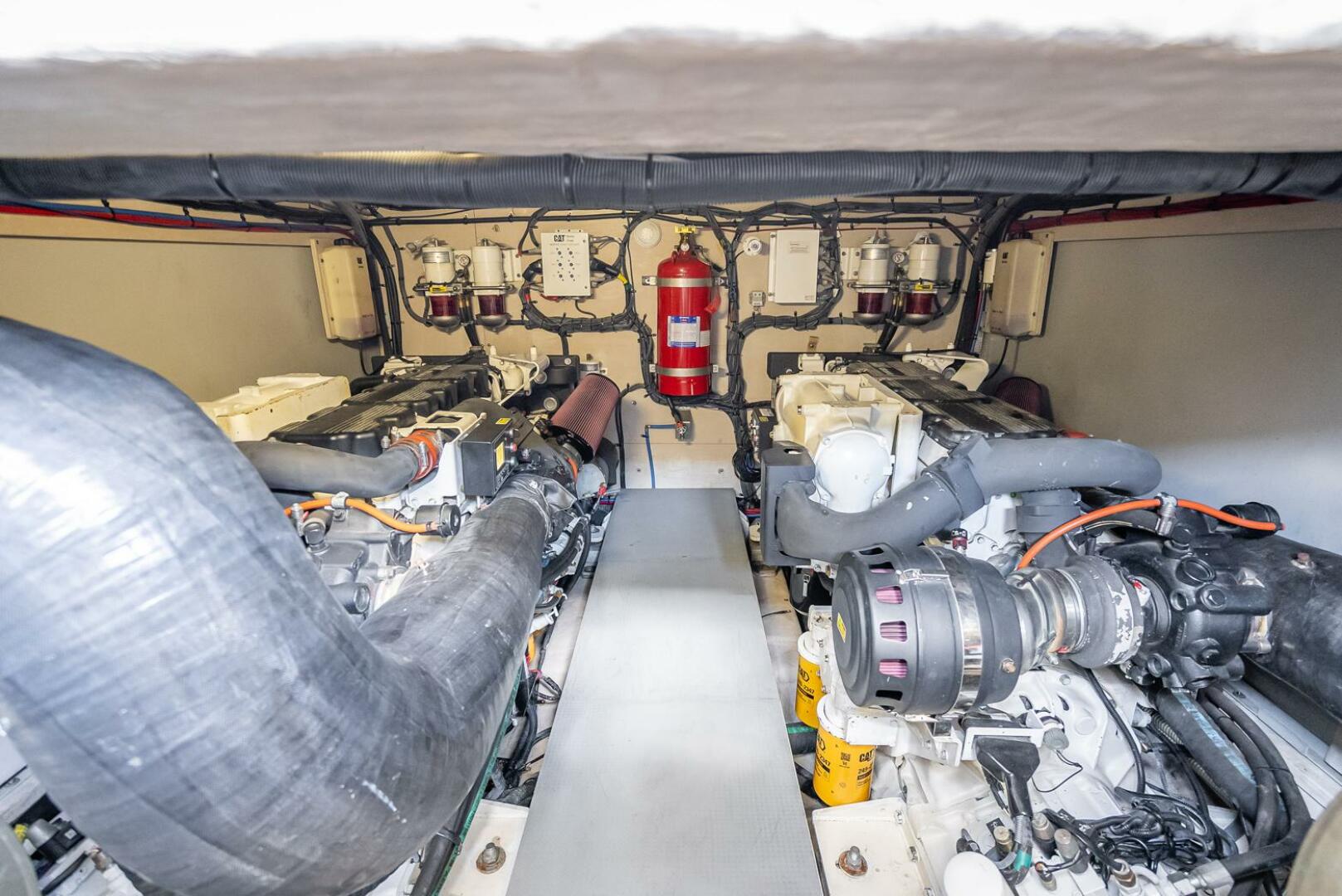 Slide: The Image of Sea Ray L650 Fly 2016 - 5270085