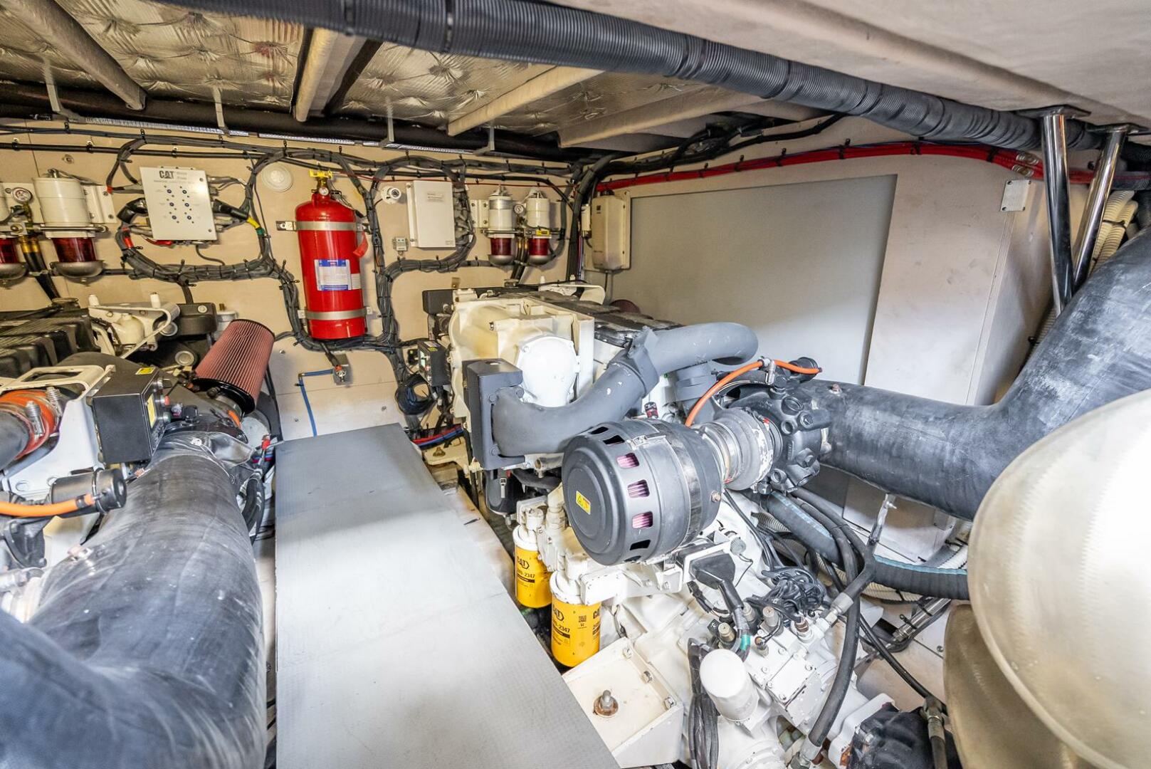 Slide: The Image of Sea Ray L650 Fly 2016 - 5270086