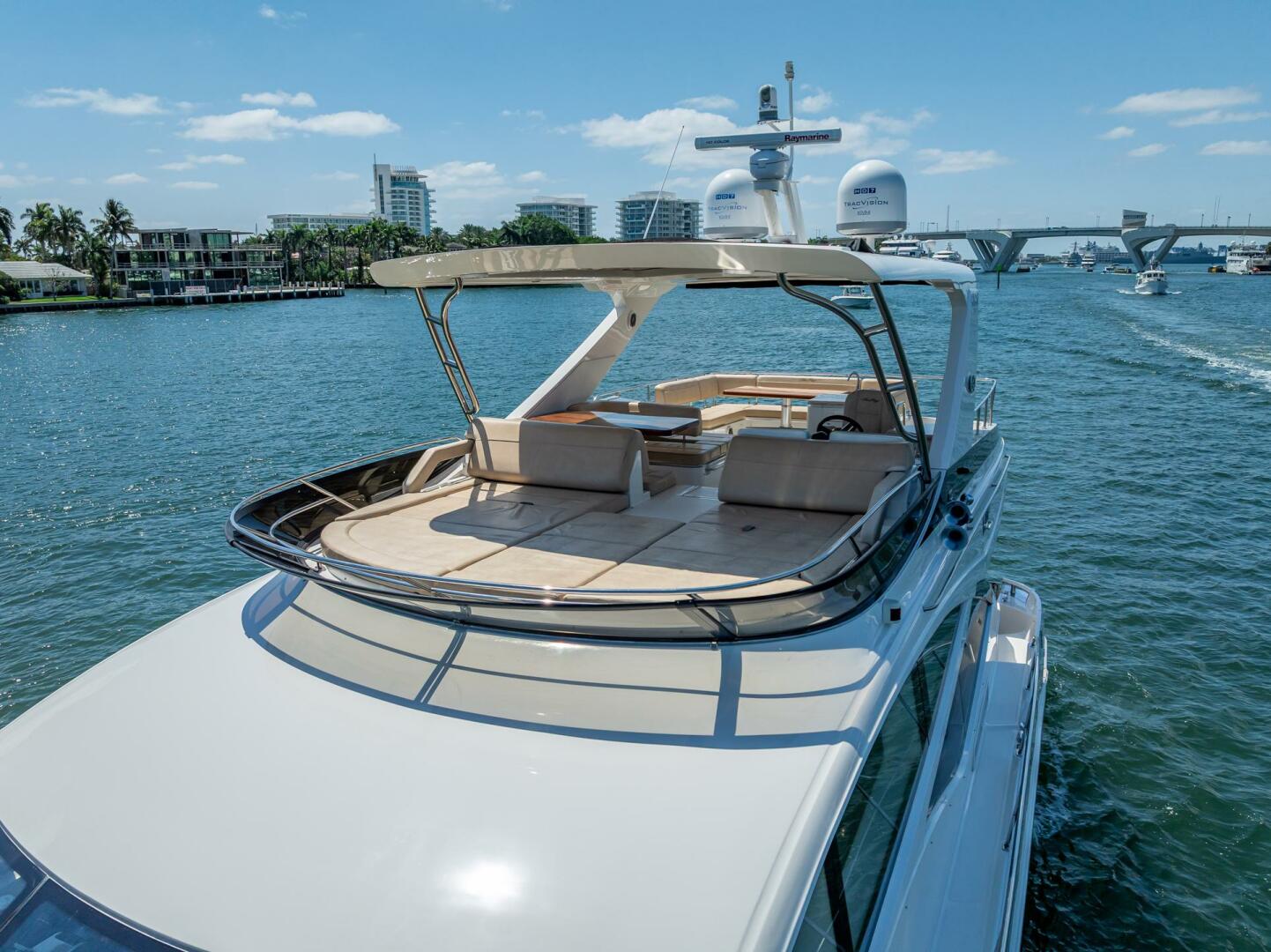 Slide: The Image of Sea Ray L650 Fly 2016 - 5270080