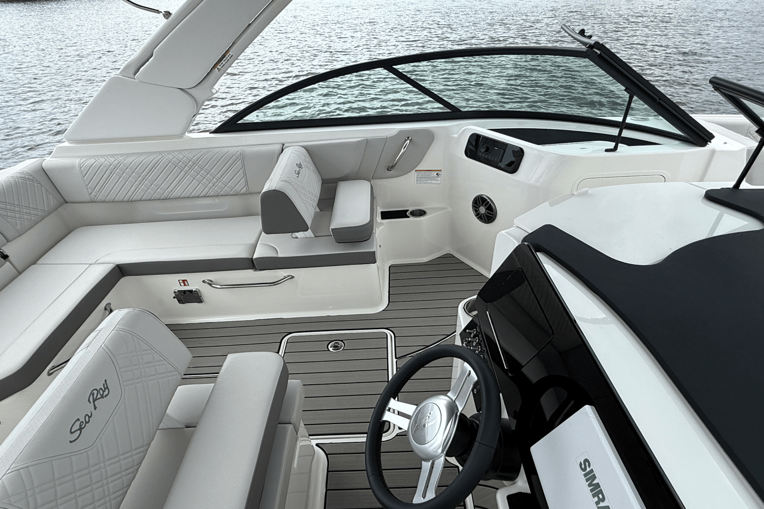 Slide: The Image of Sea Ray SDX 230 Outboard 2026 - 12