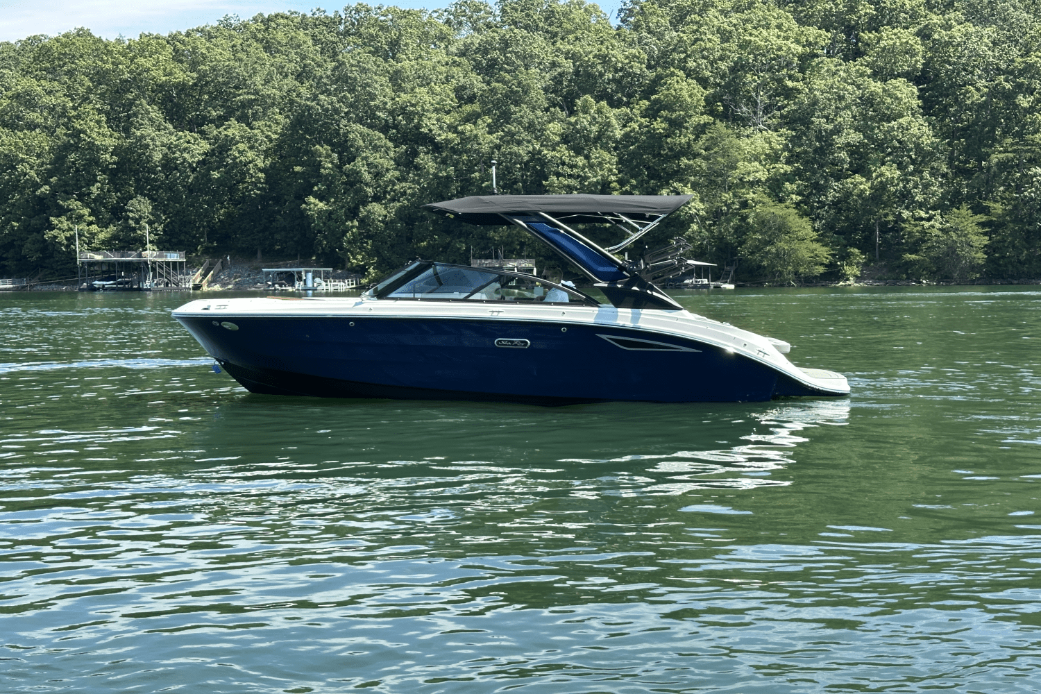Slide: The Image of Sea Ray SDX 230 Surf 2026 - 0