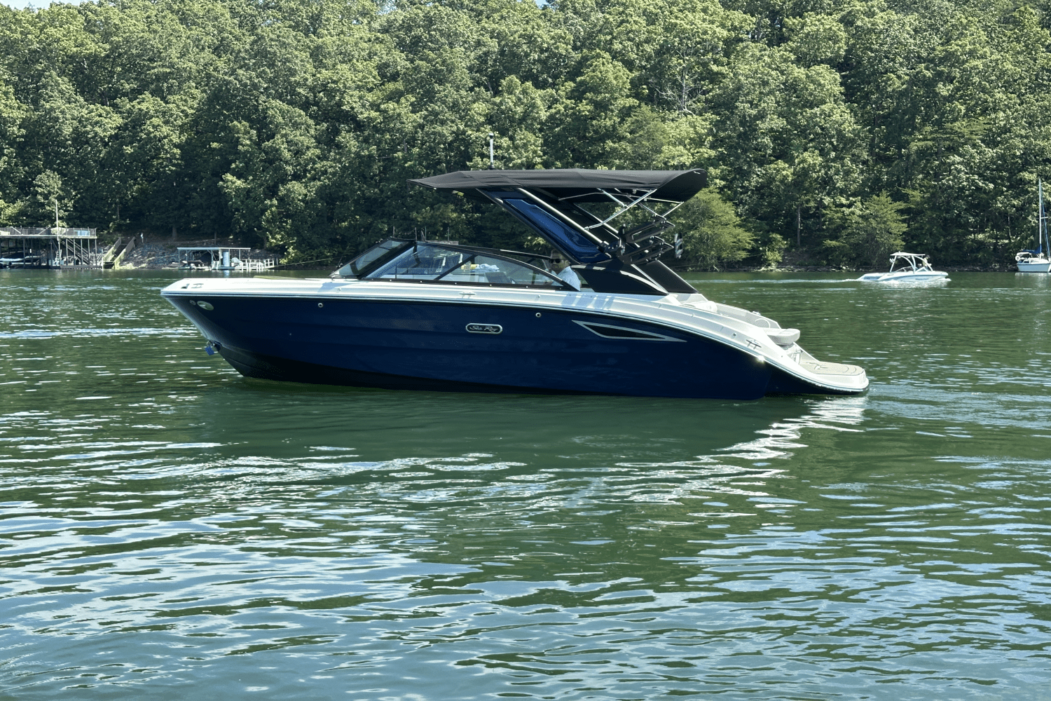 Slide: The Image of Sea Ray SDX 230 Surf 2026 - 1