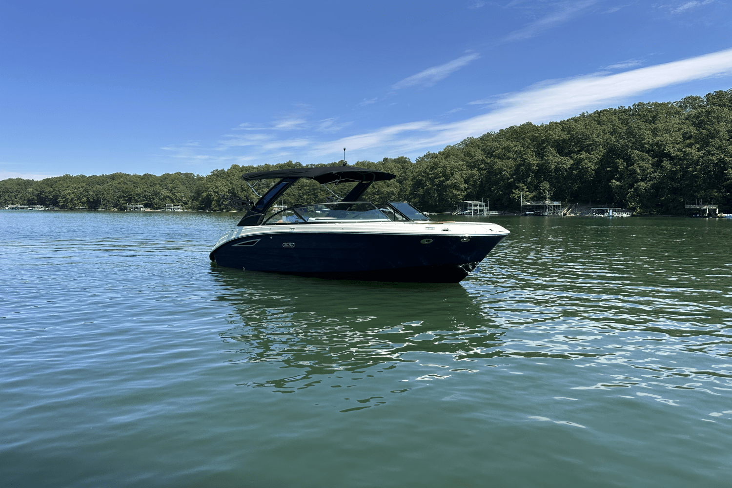 Slide: The Image of Sea Ray SDX 230 Surf 2026 - 7