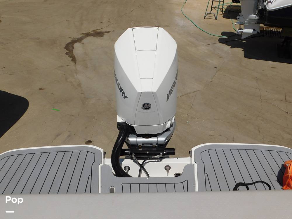 Slide: The Image of Sea Ray SDX 250 2021 - 14119297