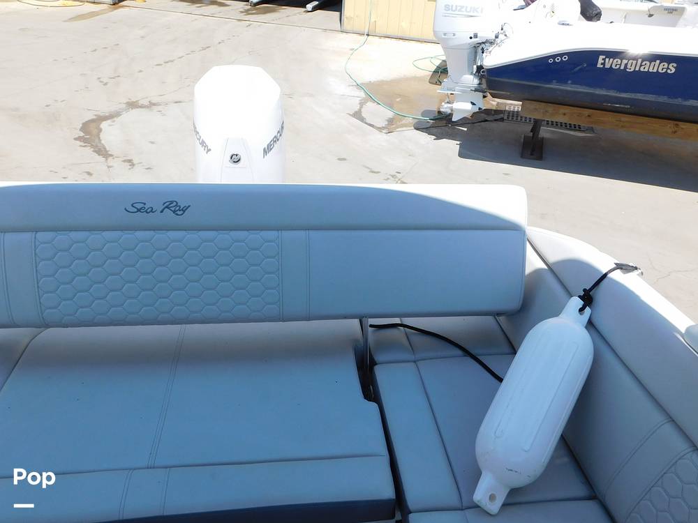 Slide: The Image of Sea Ray SDX 250 2021 - 14119311