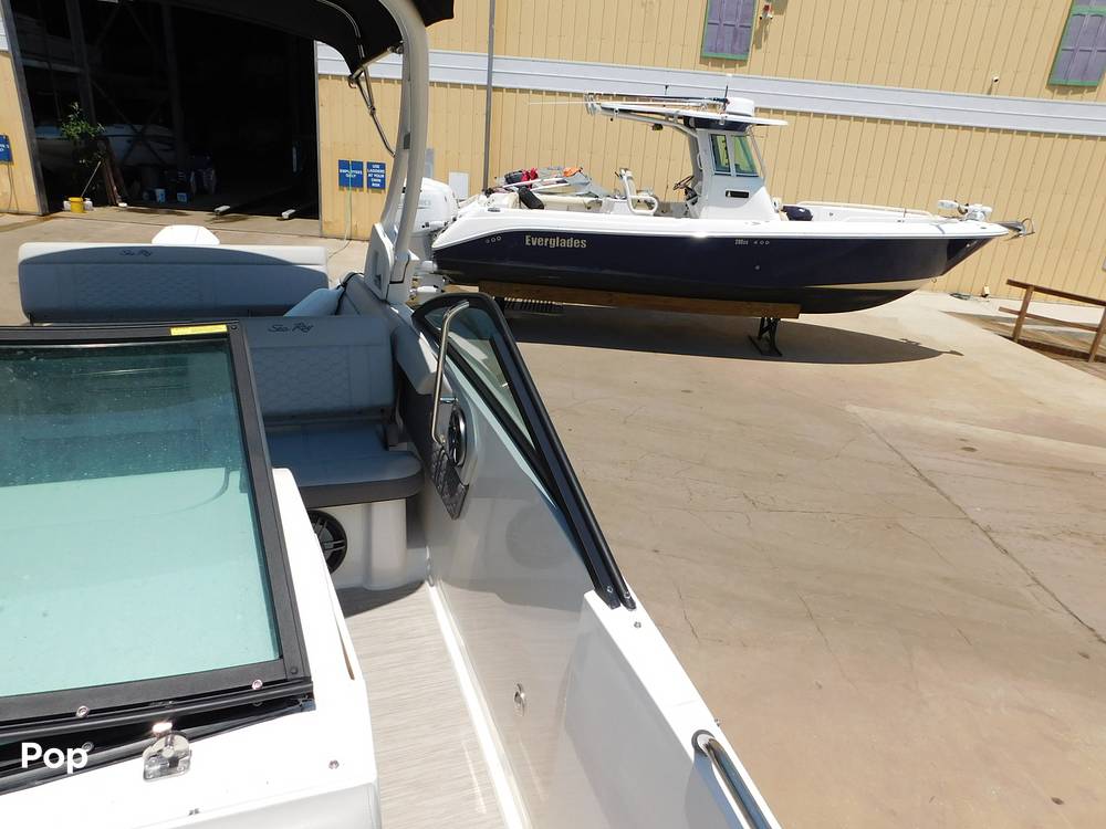 Slide: The Image of Sea Ray SDX 250 2021 - 14119336
