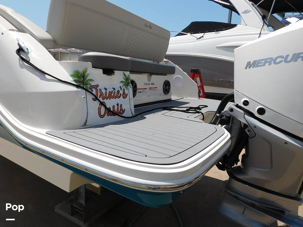 Slide: The Image of Sea Ray SDX 250 2021 - 14119266