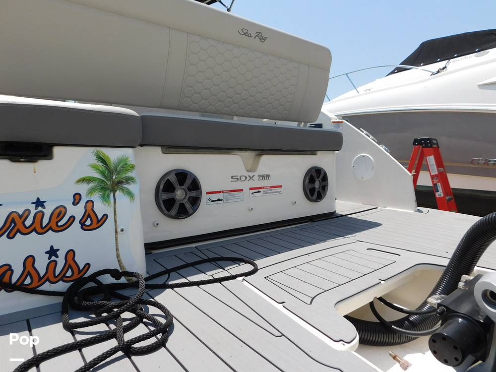 Slide: The Image of Sea Ray SDX 250 2021 - 14119267