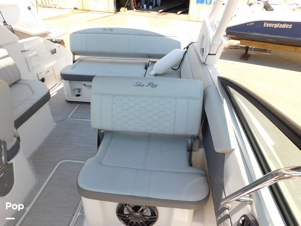 Slide: The Image of Sea Ray SDX 250 2021 - 14119350