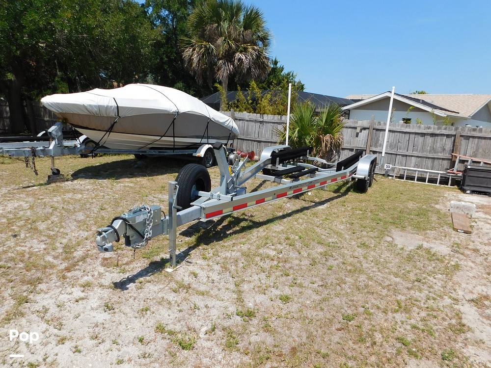 Slide: The Image of Sea Ray SDX 250 2021 - 14119495