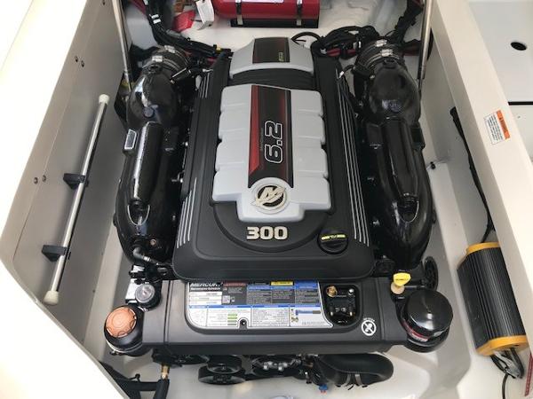 Slide: The Image of Engine compartment of 2025 Sea Ray SDX 250 with 6.2L 300 horsepower engine. - 25