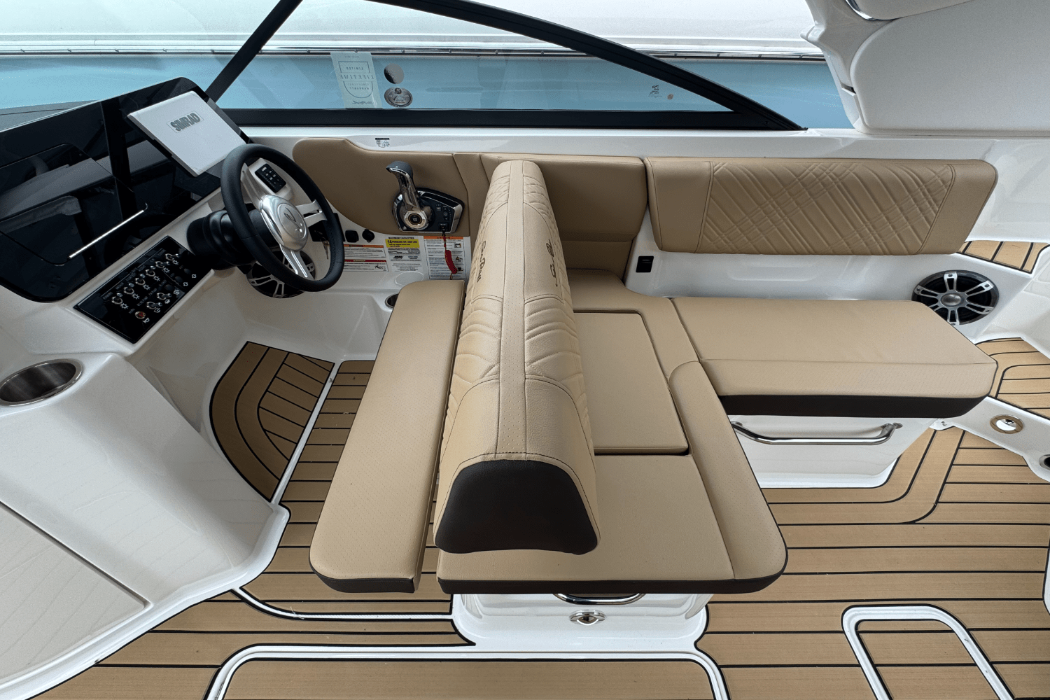 Slide: The Image of Sea Ray SDX 250 Outboard 2025 - 26