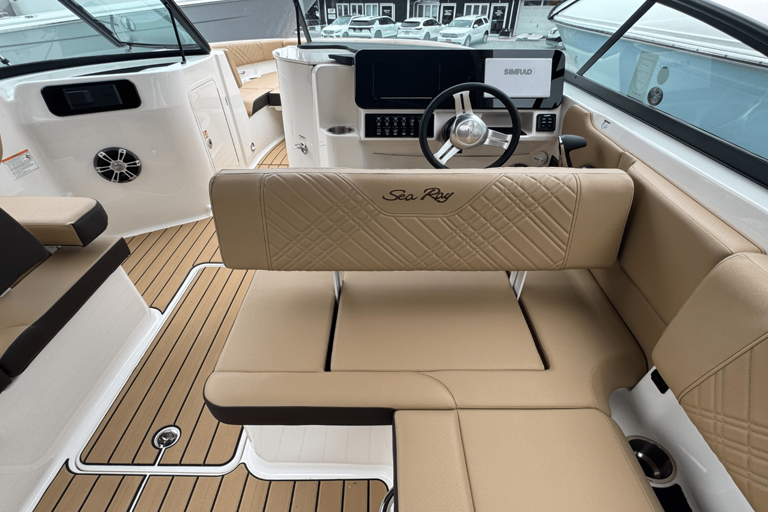 Slide: The Image of Sea Ray SDX 250 Outboard 2025 - 32