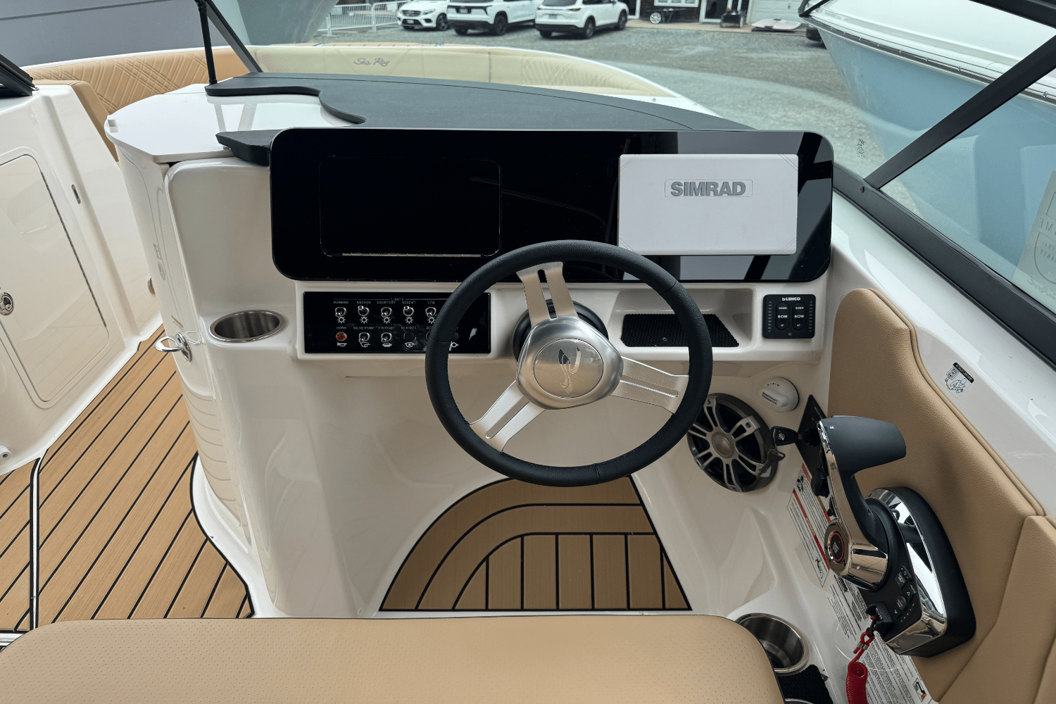 Slide: The Image of Sea Ray SDX 250 Outboard 2025 - 39