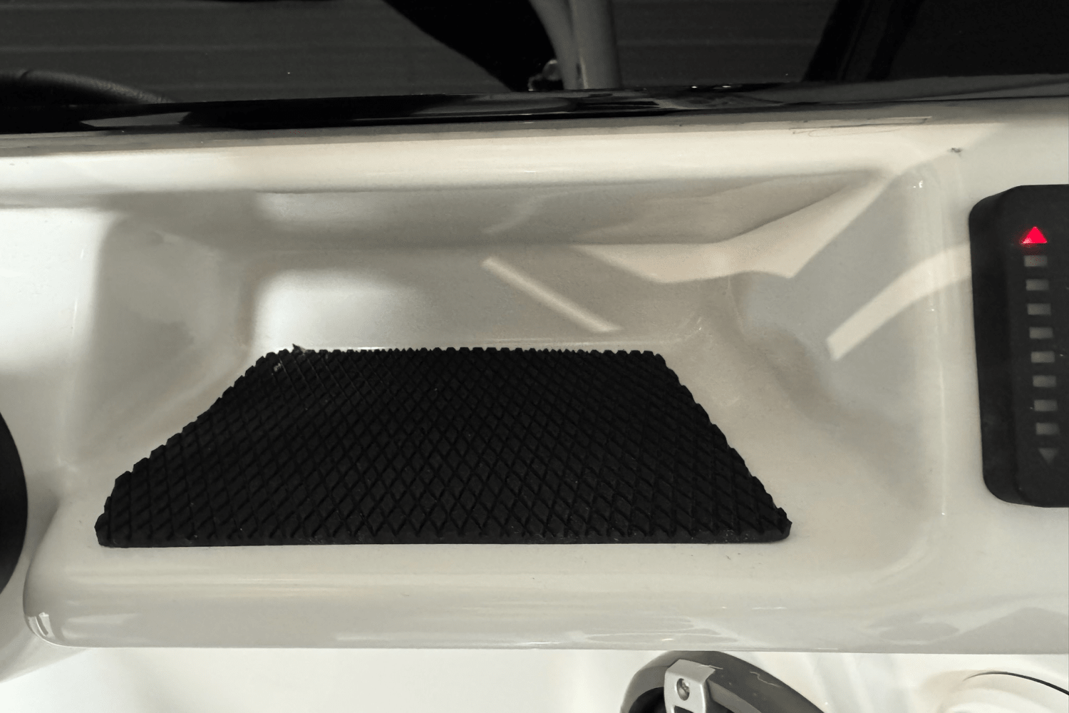 Slide: The Image of Sea Ray SDX 250 Outboard 2025 - 58