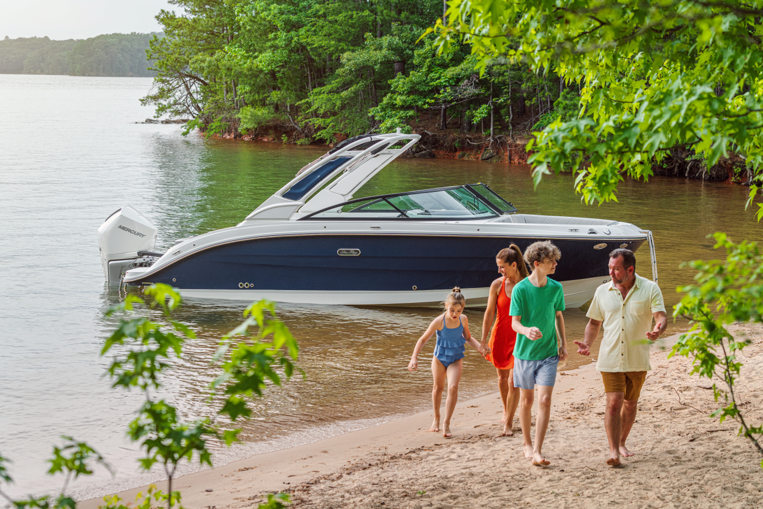 Slide: The Image of Sea Ray SDX 250 Outboard 2026 - 34