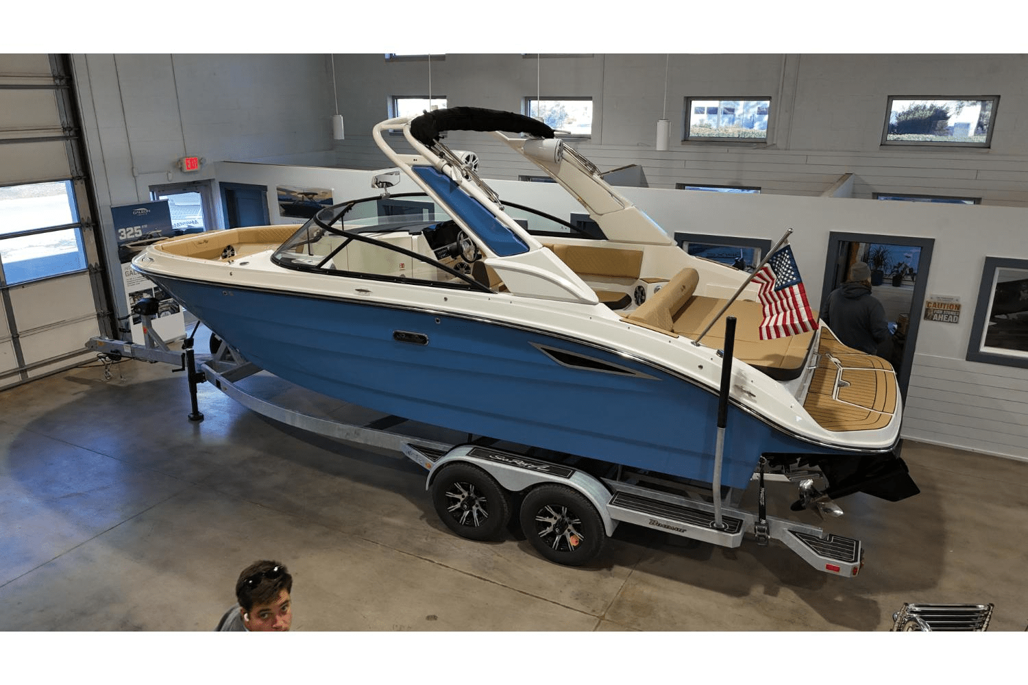 Slide: The Image of Sea Ray SDX 250 Surf 2025 - 3