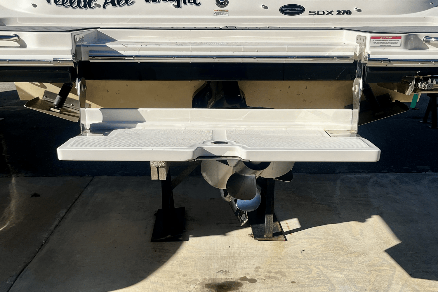 Slide: The Image of Sea Ray SDX 270 2017 - 7