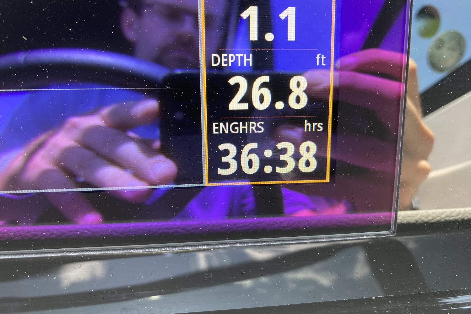 Slide: The Image of Sea Ray SDX 270 2023 - 14